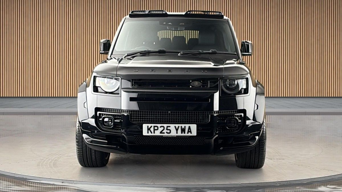 Land Rover Defender 110 Urban Image 3