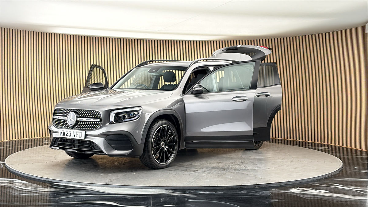 More views of Mercedes-Benz GLB