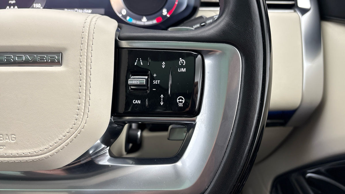 Land Rover Range Rover Image 14