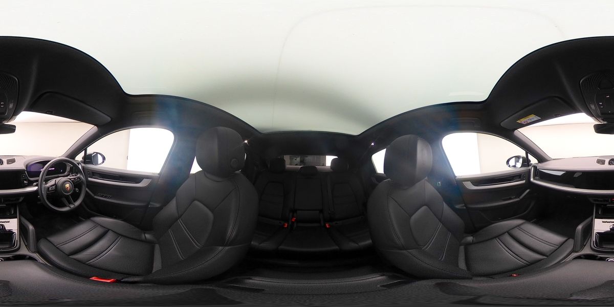 More views of Porsche Cayenne