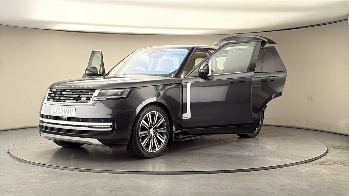 More views of Land Rover Range Rover