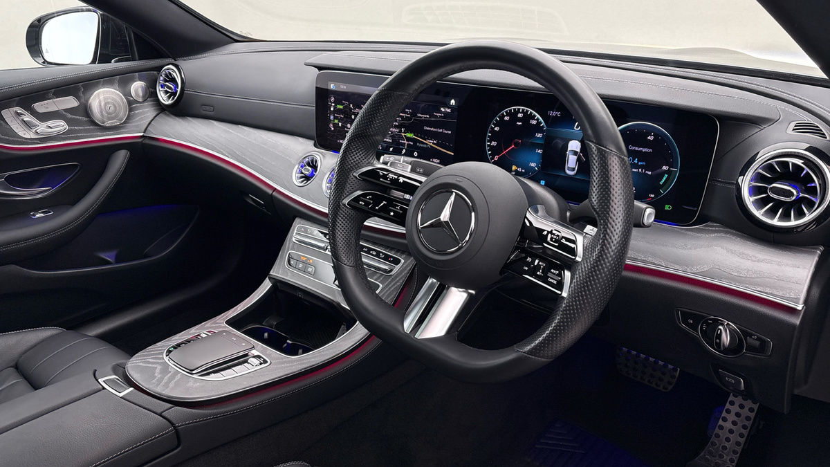 Mercedes-Benz E Class Image 5