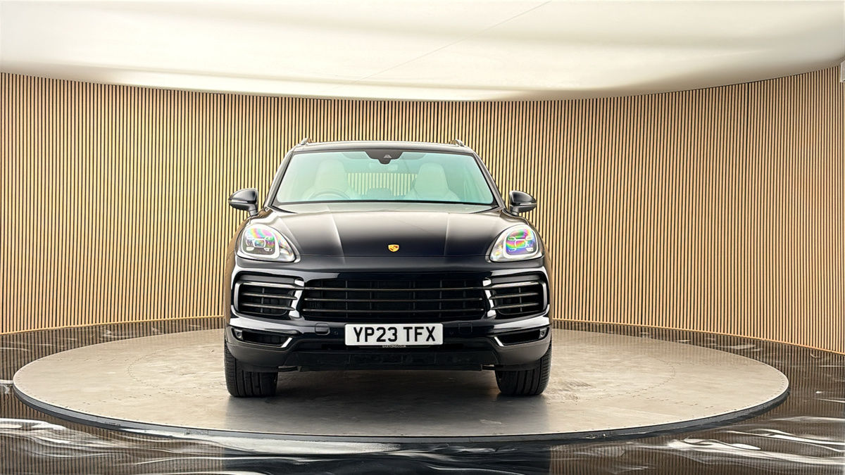 More views of Porsche Cayenne