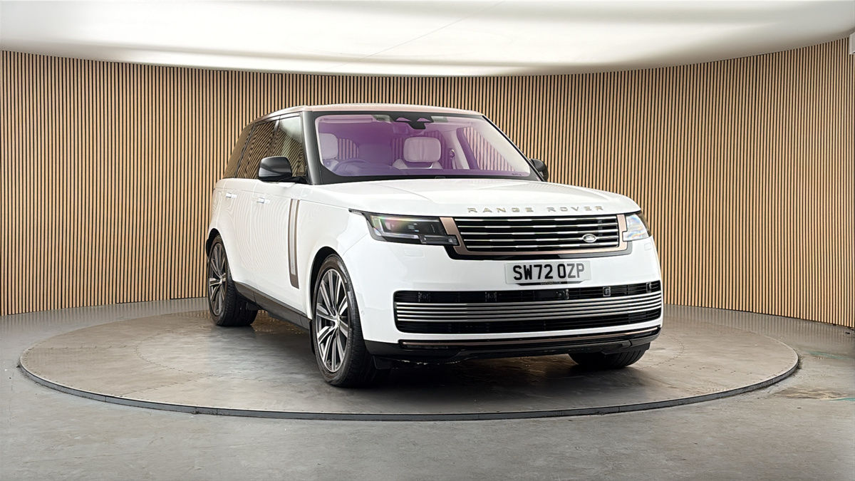 More views of Land Rover Range Rover