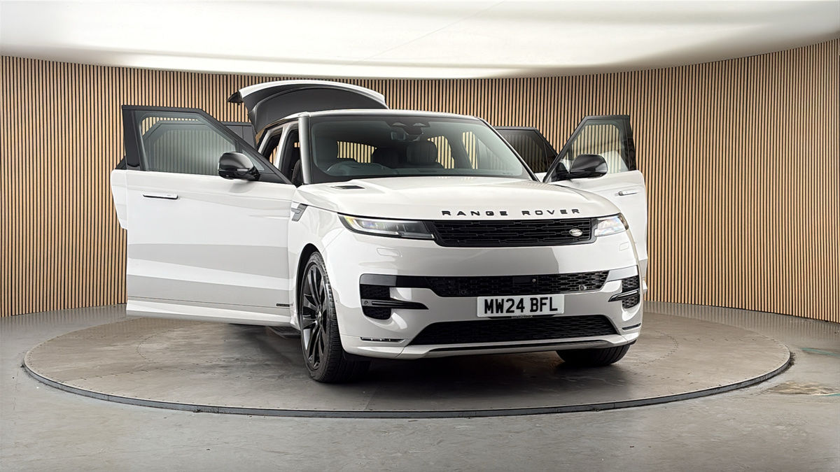 More views of Land Rover Range Rover Sport