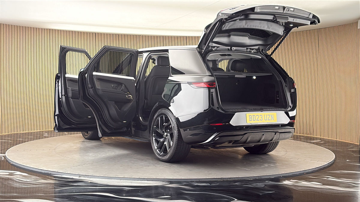 Land Rover Range Rover Sport Image 23