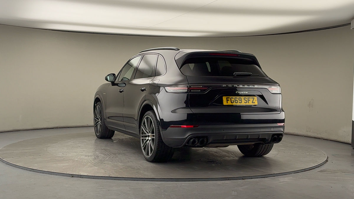 More views of Porsche Cayenne