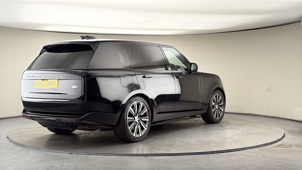 More views of Land Rover Range Rover