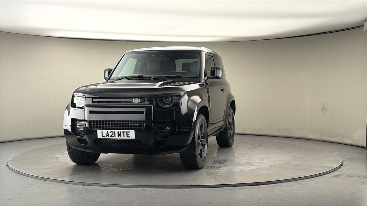 More views of Land Rover Defender 90