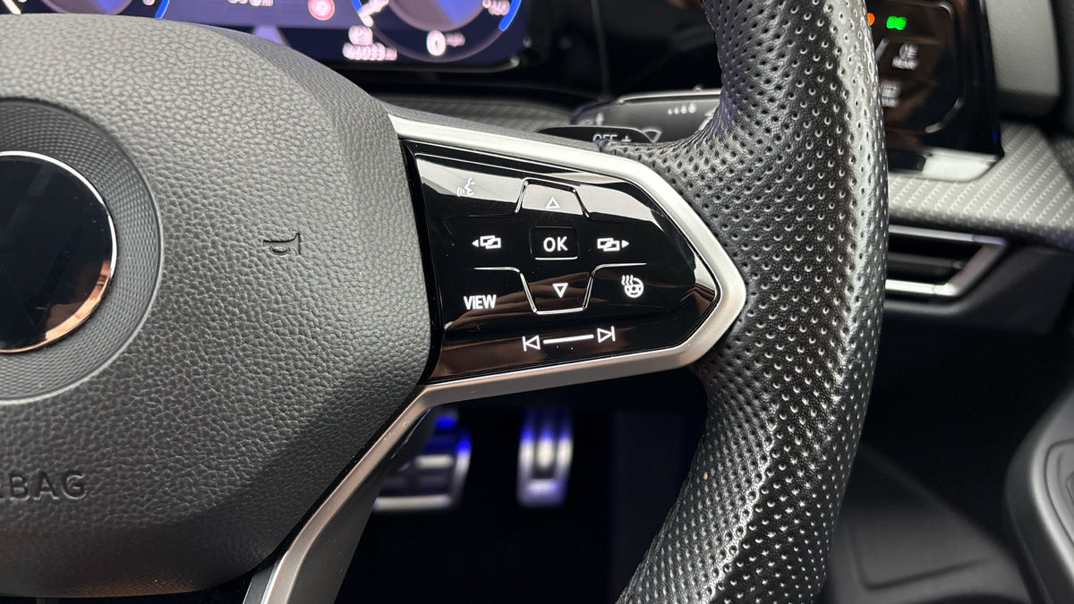 Volkswagen Golf Image 14