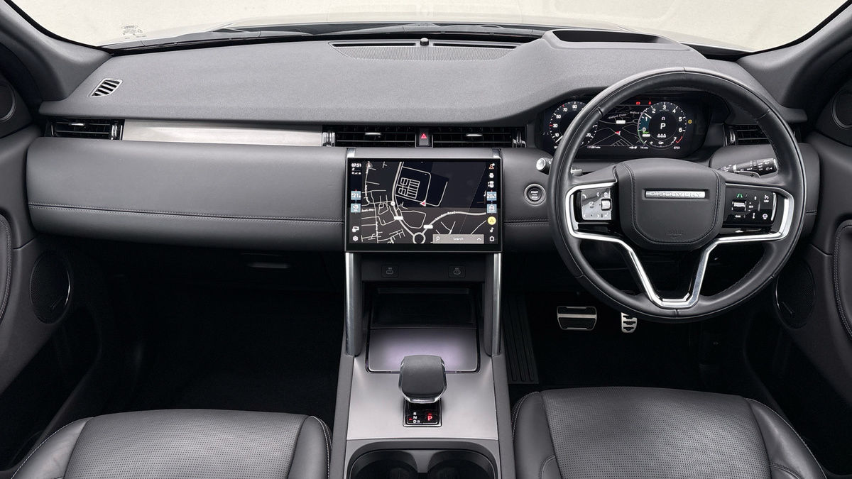 Land Rover Discovery Sport Image 12