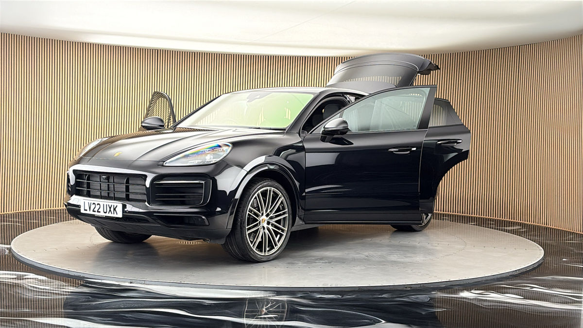 More views of Porsche Cayenne