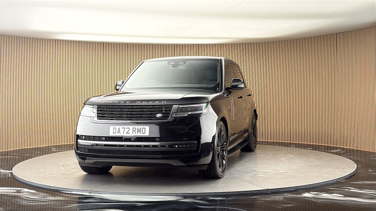 More views of Land Rover Range Rover
