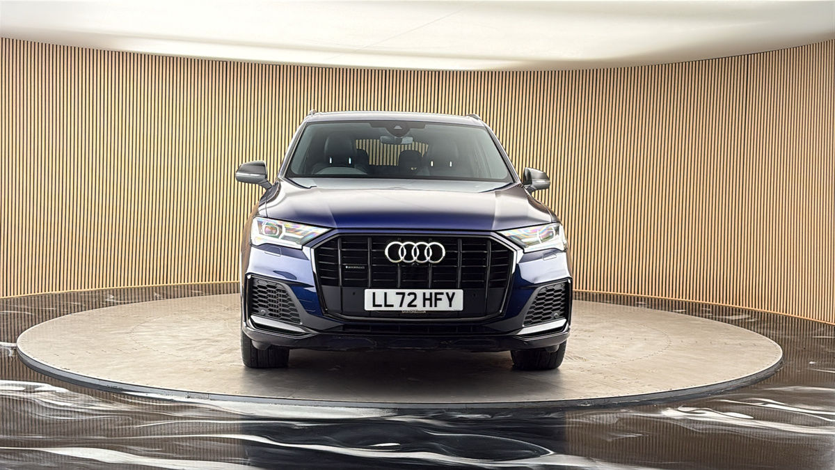 More views of Audi Q7