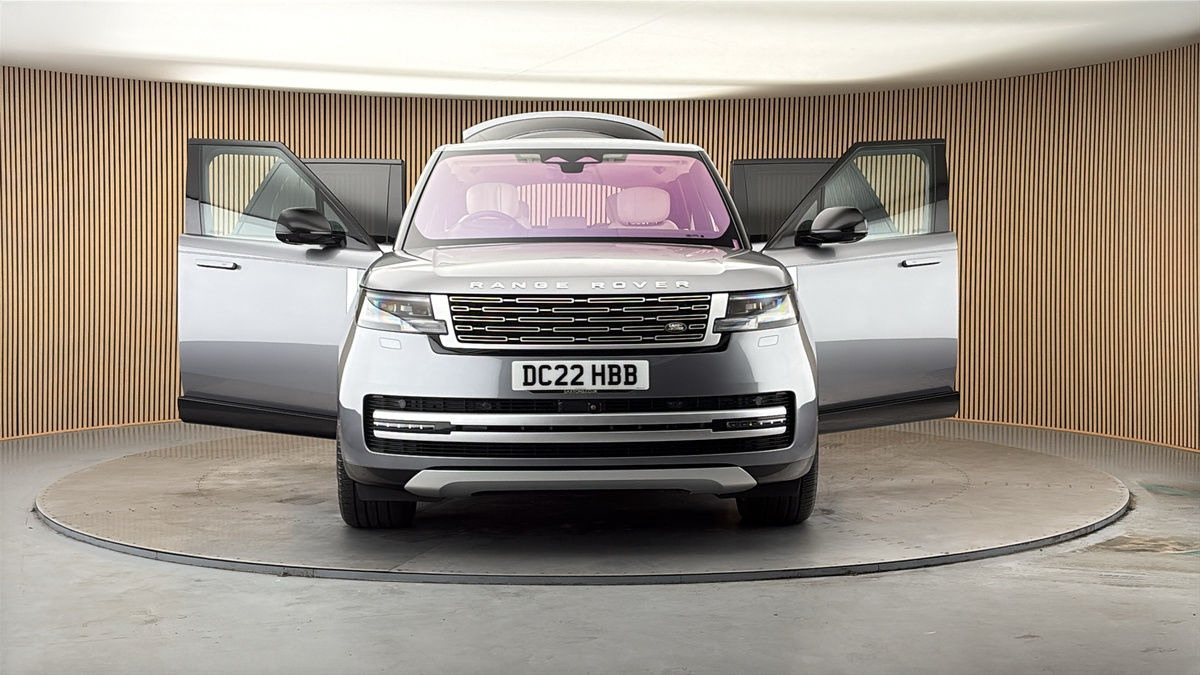 More views of Land Rover Range Rover