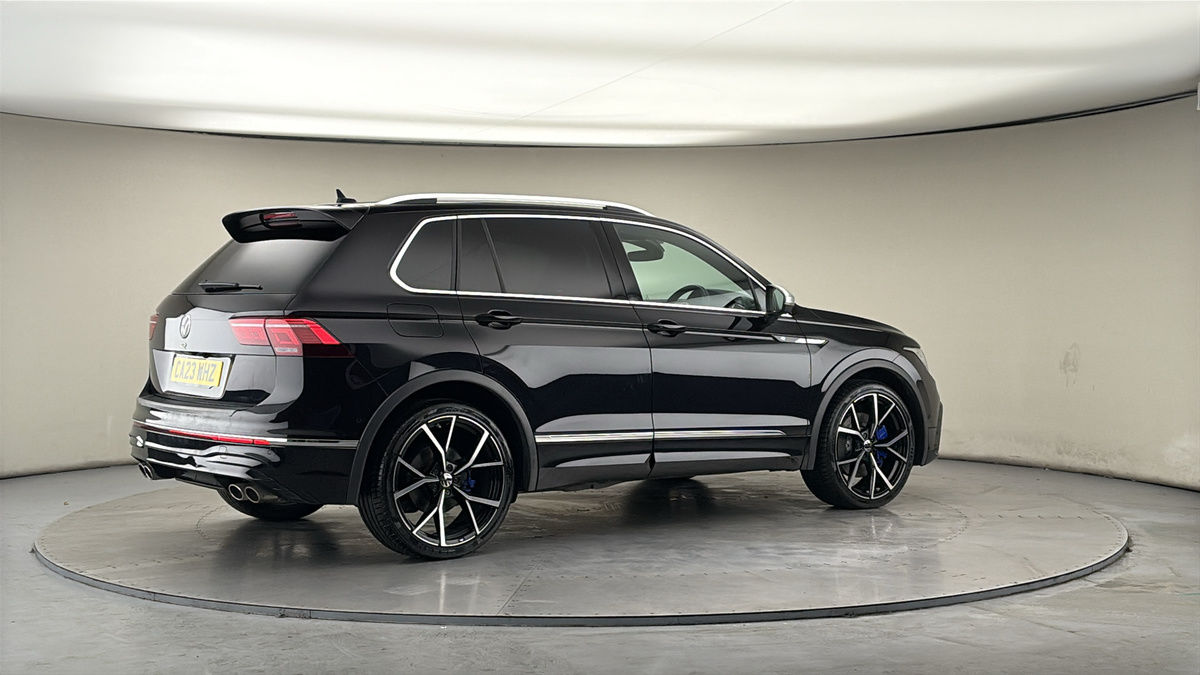 More views of Volkswagen Tiguan
