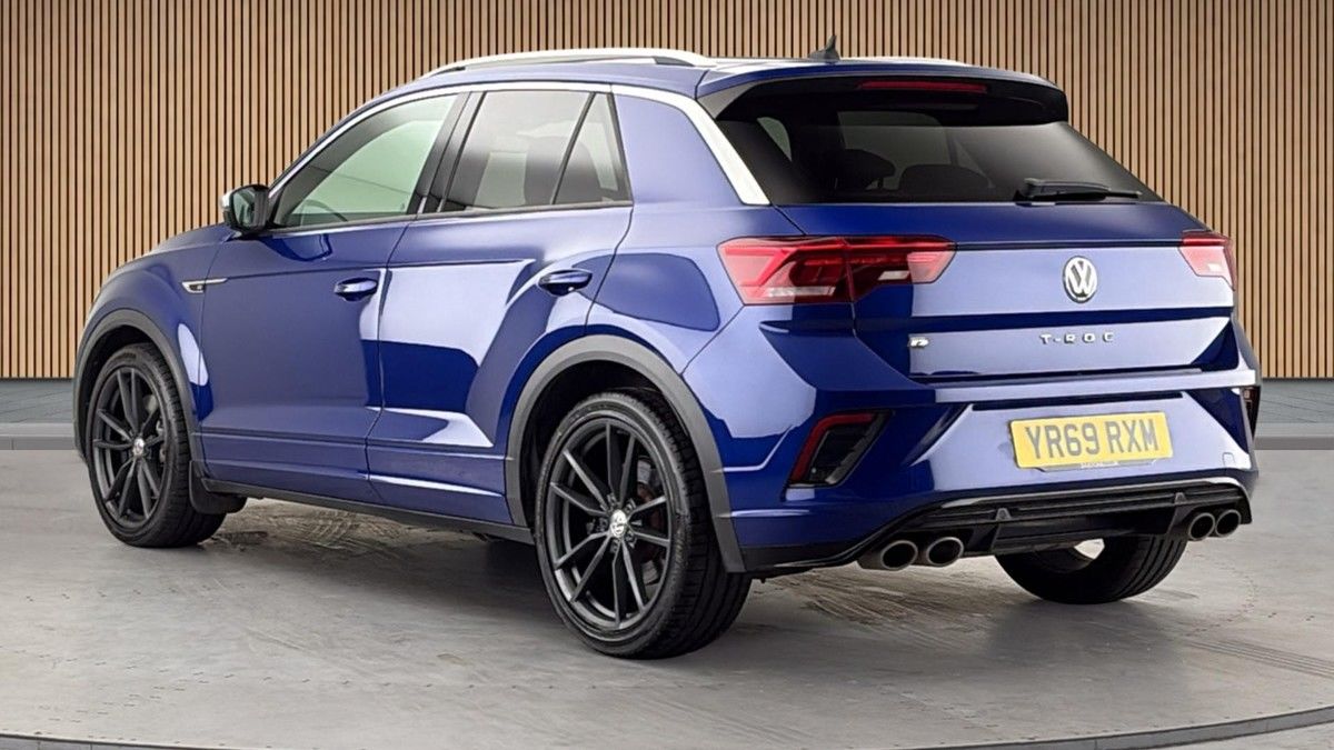 Volkswagen T-Roc Image 2