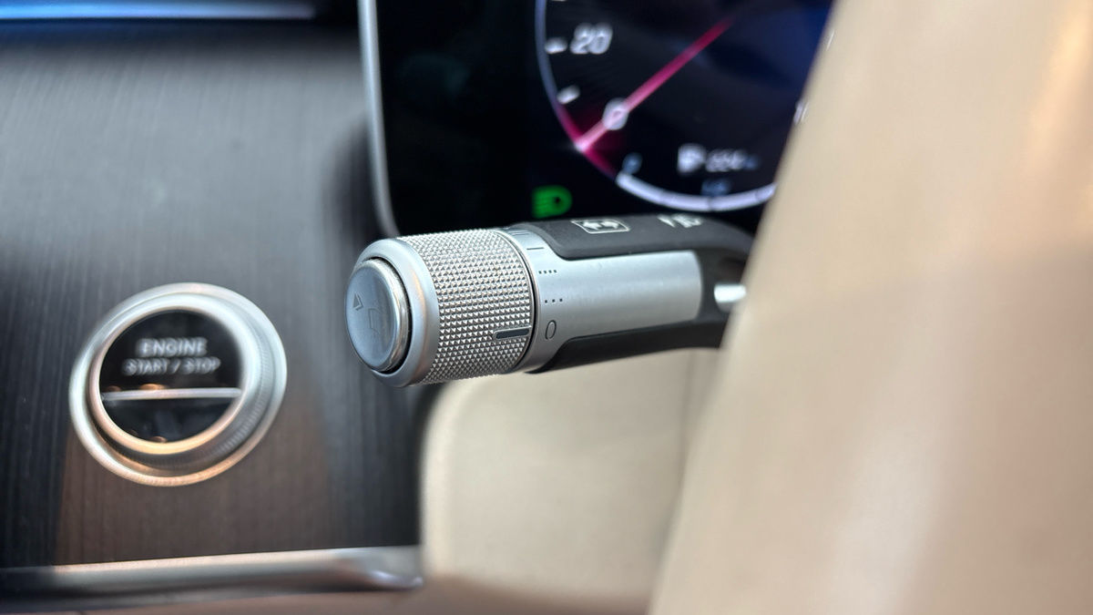 Mercedes-Benz S Class Image 39