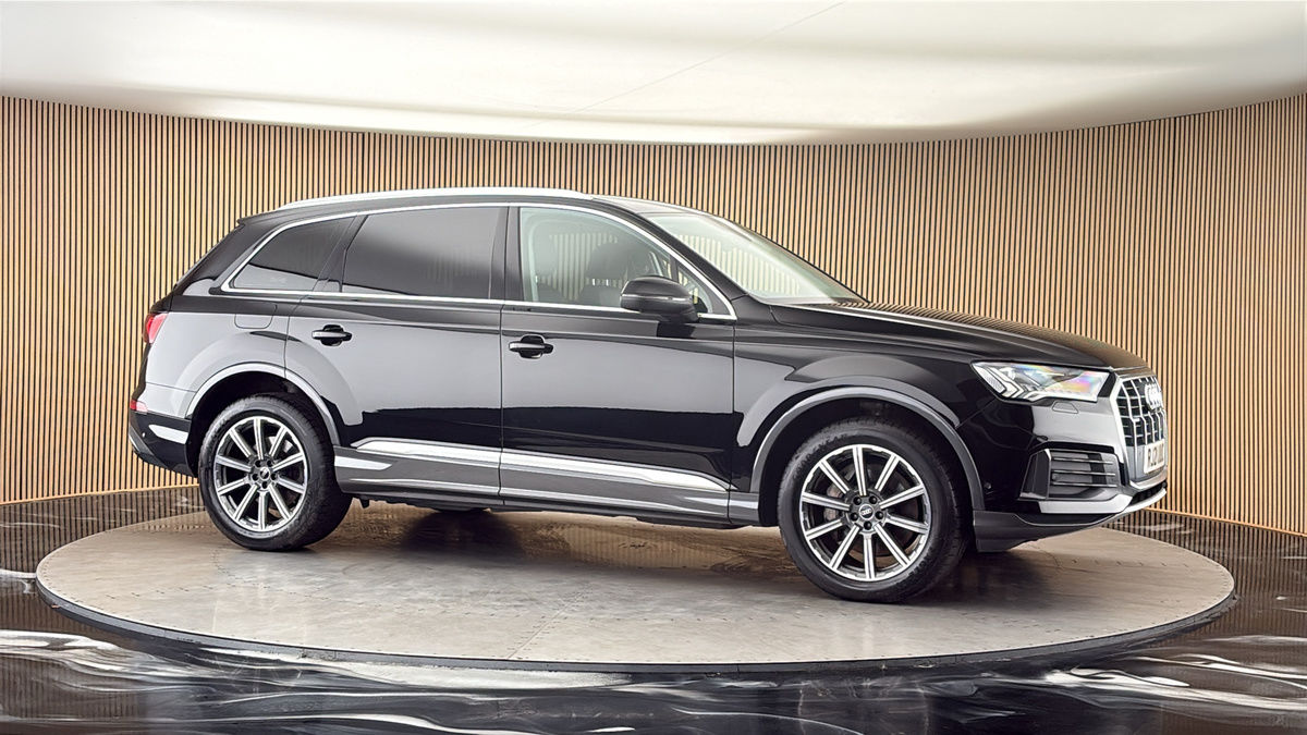 More views of Audi Q7