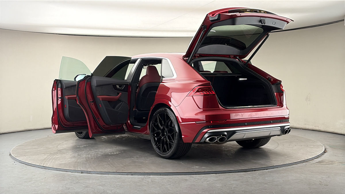 Audi SQ8 Image 23