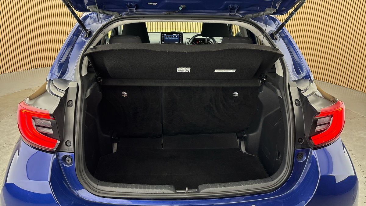Toyota Yaris Image 11