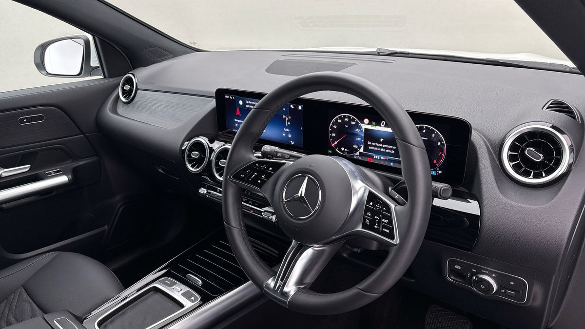 Mercedes-Benz GLA Image 5