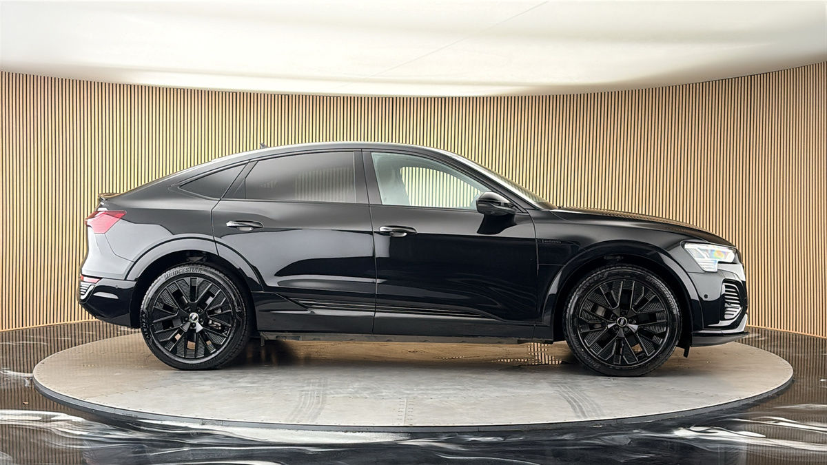 More views of Audi Q8 e-tron