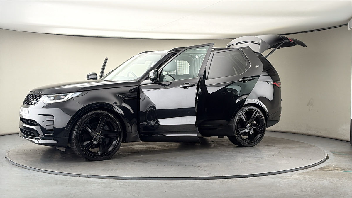 More views of Land Rover Discovery