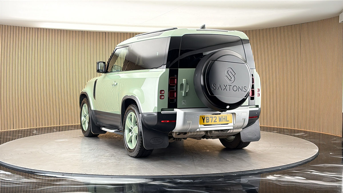 More views of Land Rover Defender 90