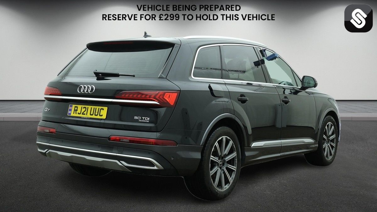 Audi Q7 Image 4