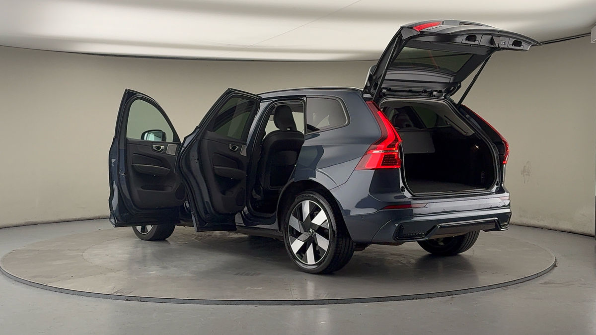 More views of Volvo XC60