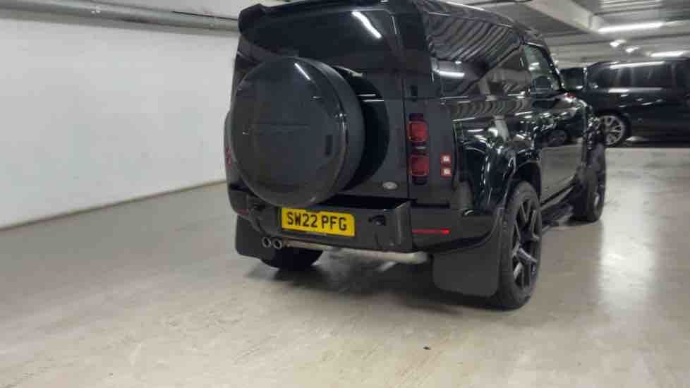 More views of Land Rover Defender 90
