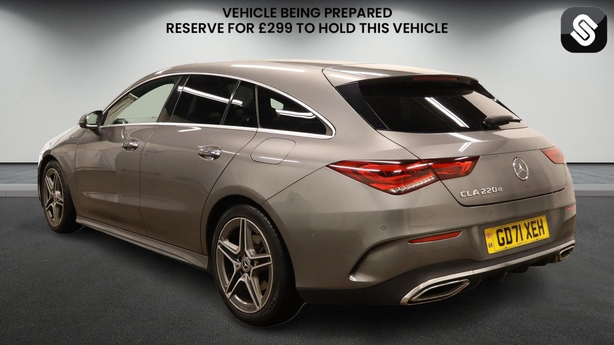 Mercedes-Benz CLA Image 3