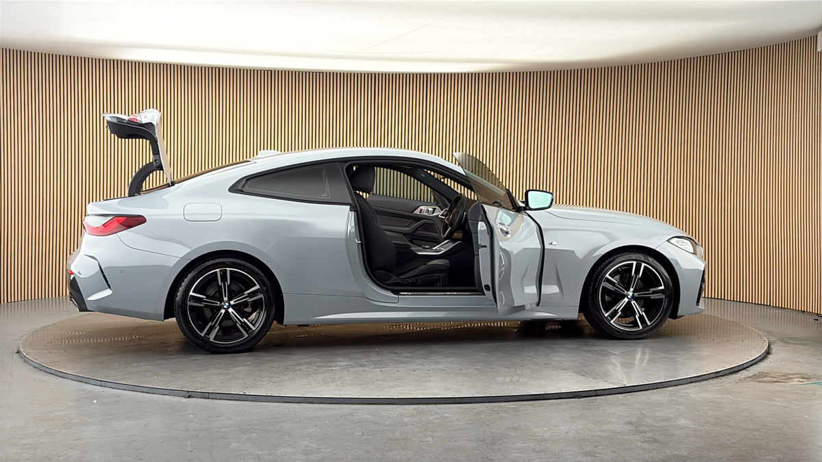 More views of BMW 4 Series
