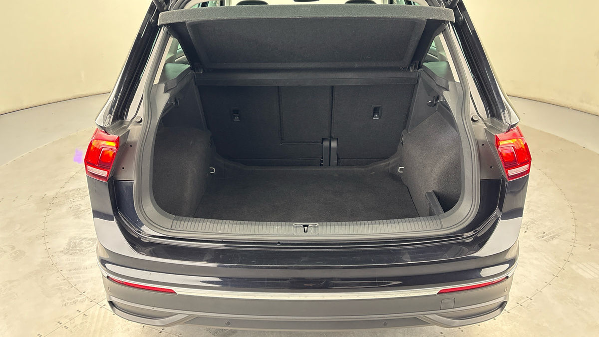 Volkswagen Tiguan Image 11