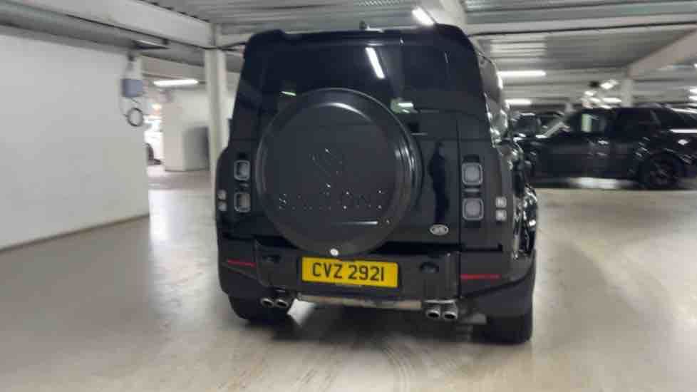 More views of Land Rover Defender 90