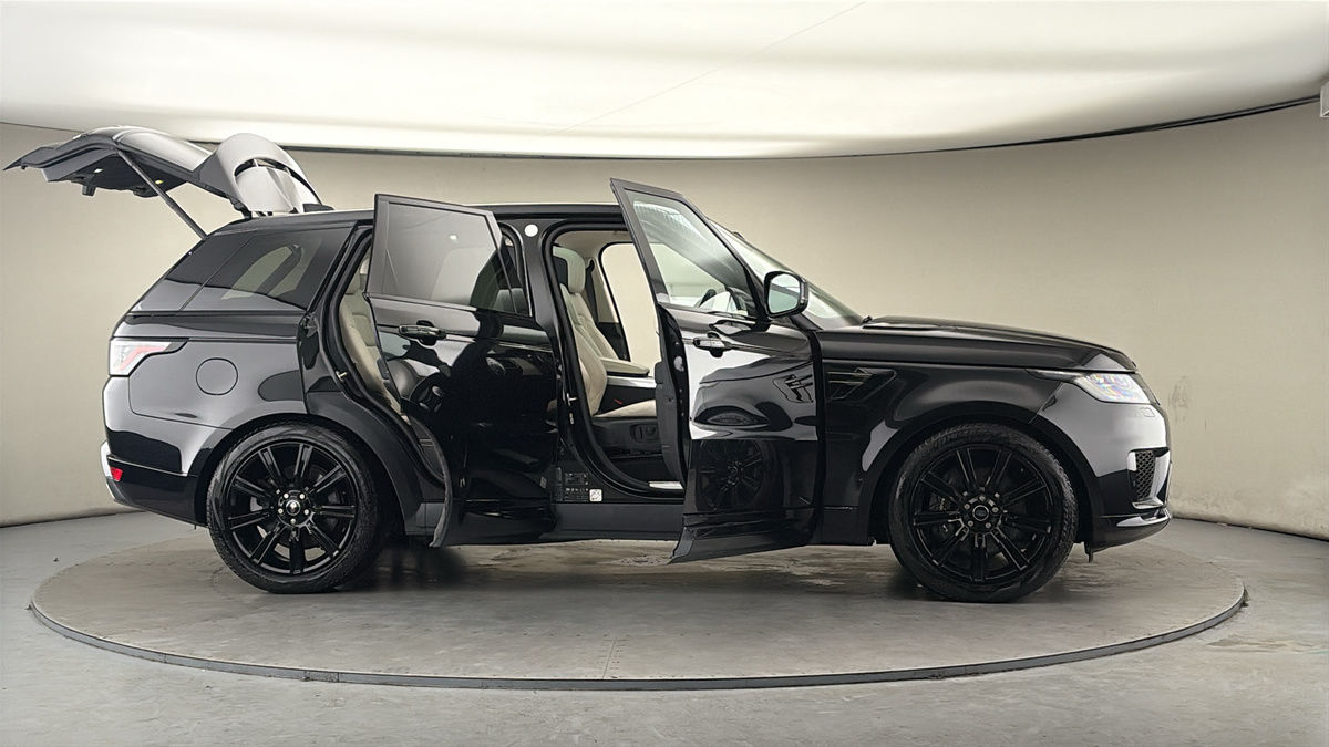 More views of Land Rover Range Rover Sport