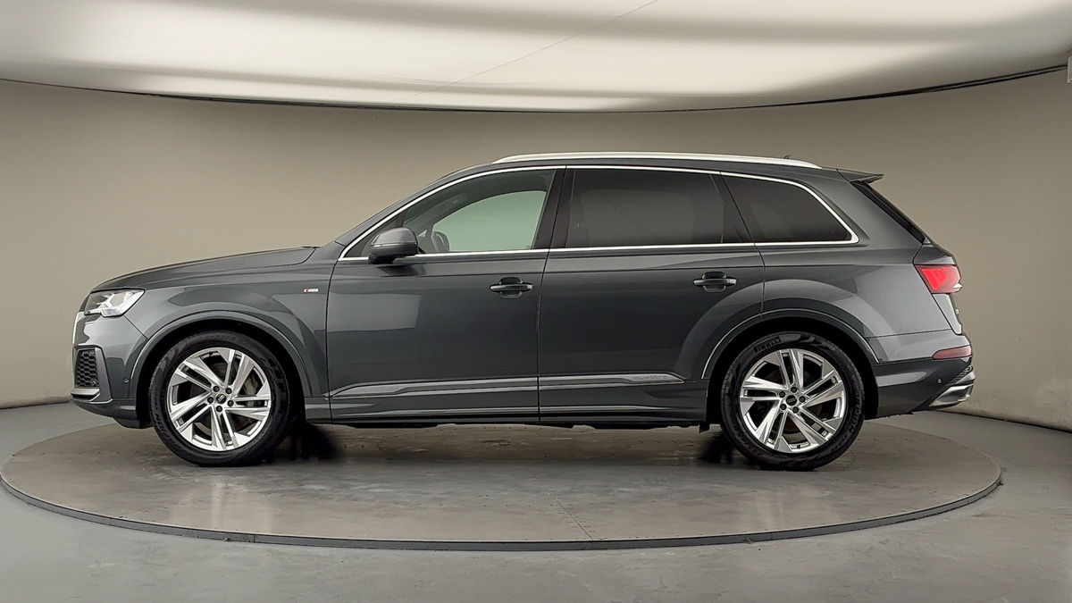 Audi Q7 Image 15