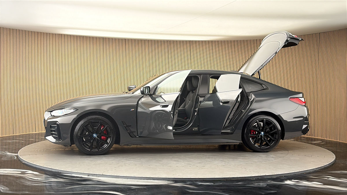 More views of BMW i4