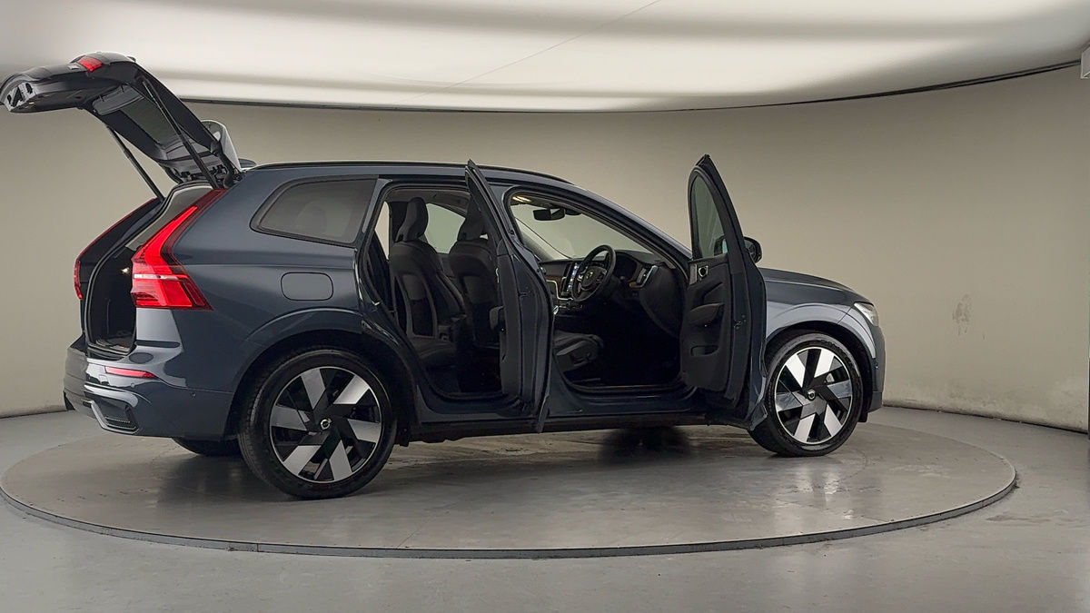 More views of Volvo XC60