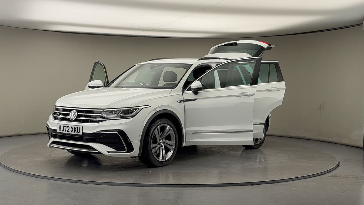 More views of Volkswagen Tiguan