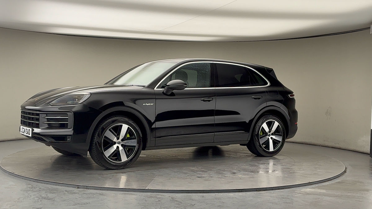 More views of Porsche Cayenne