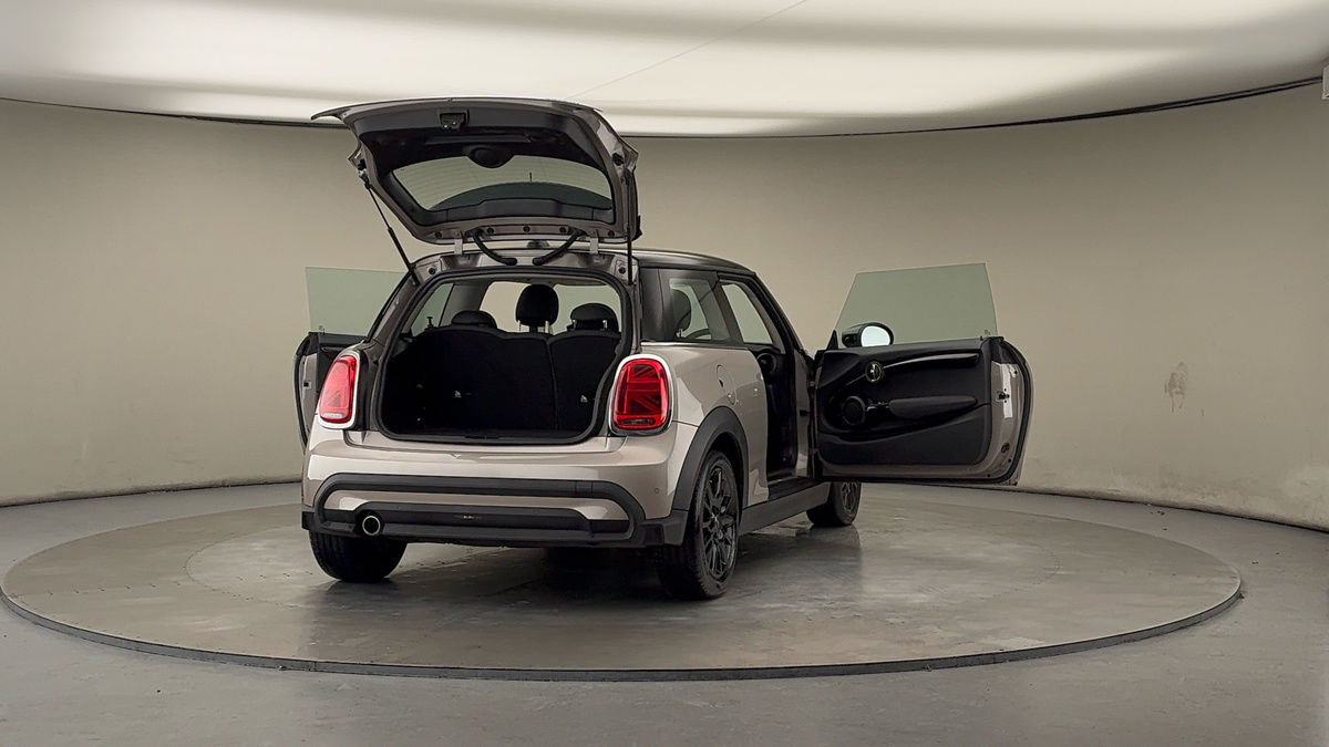 More views of MINI Hatch