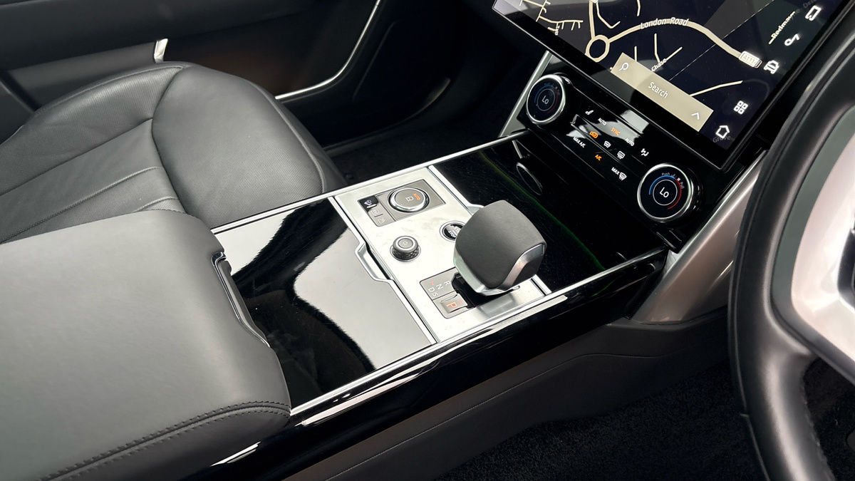 Land Rover Range Rover Image 18