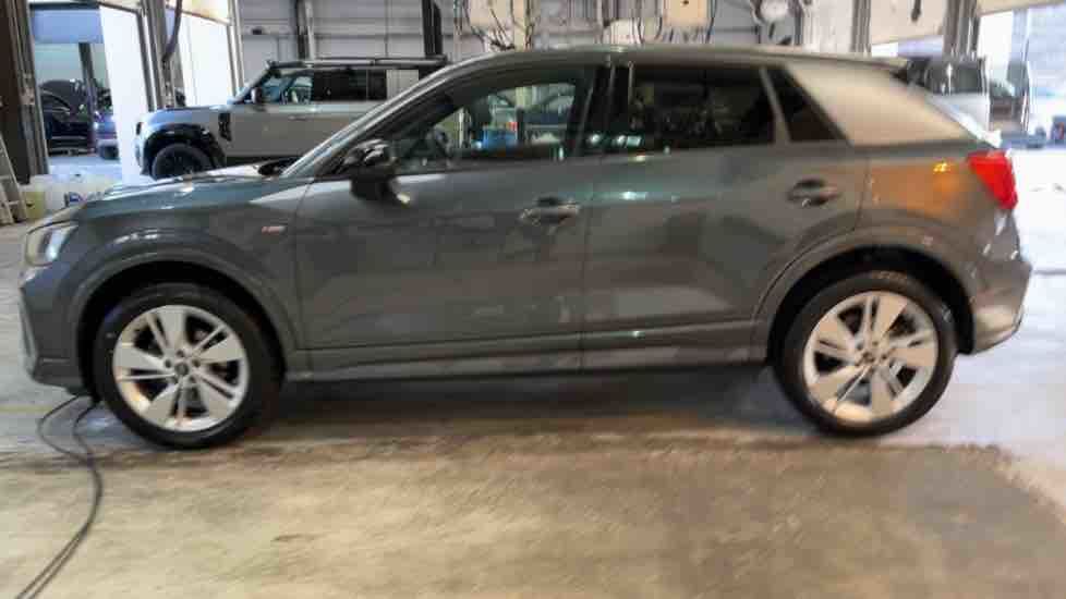 More views of Audi Q2