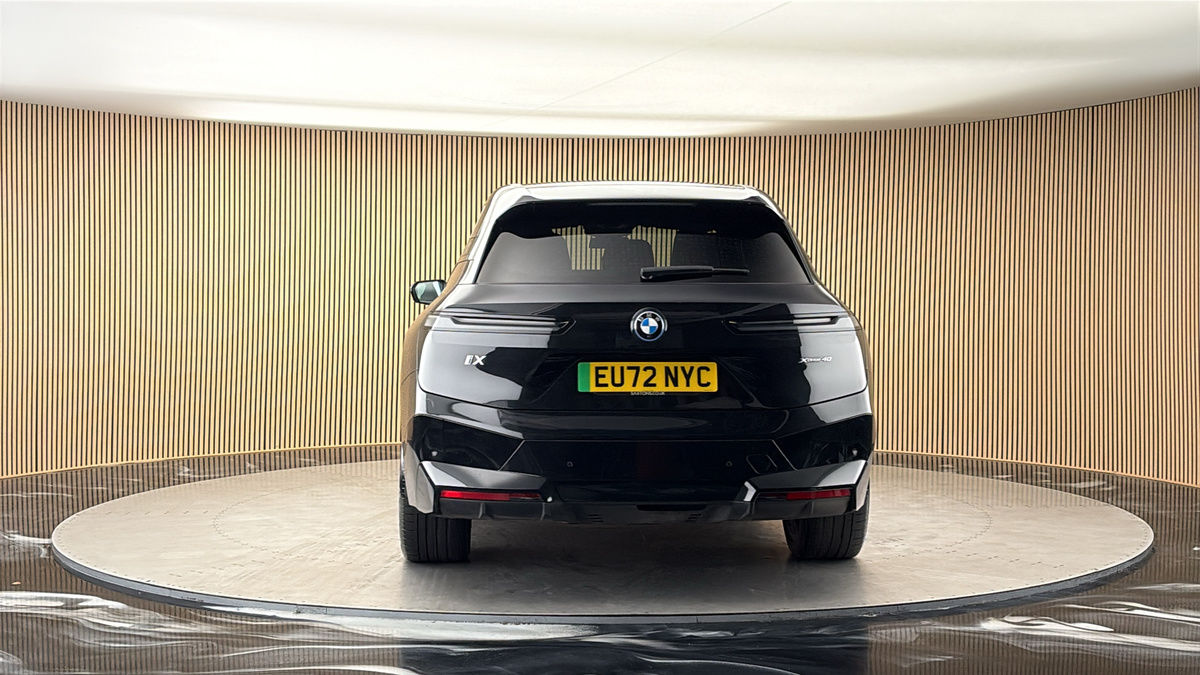 More views of BMW iX