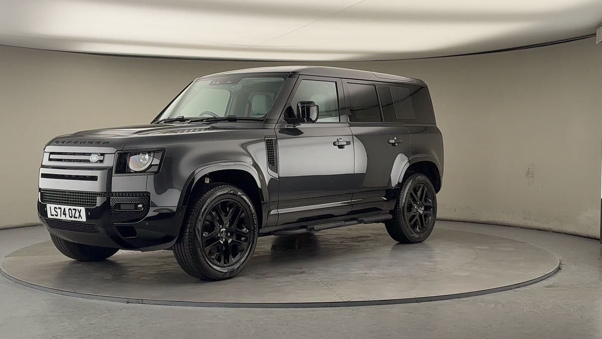 Land Rover Defender 110 Image 20