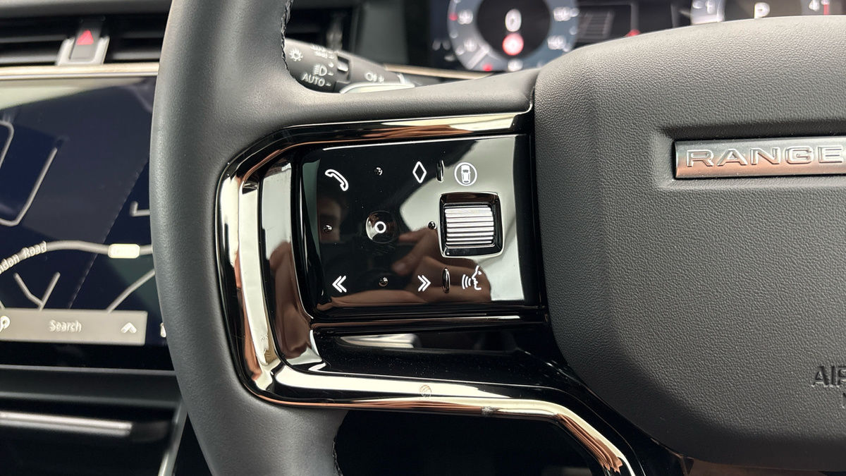 Land Rover Range Rover Evoque Image 13