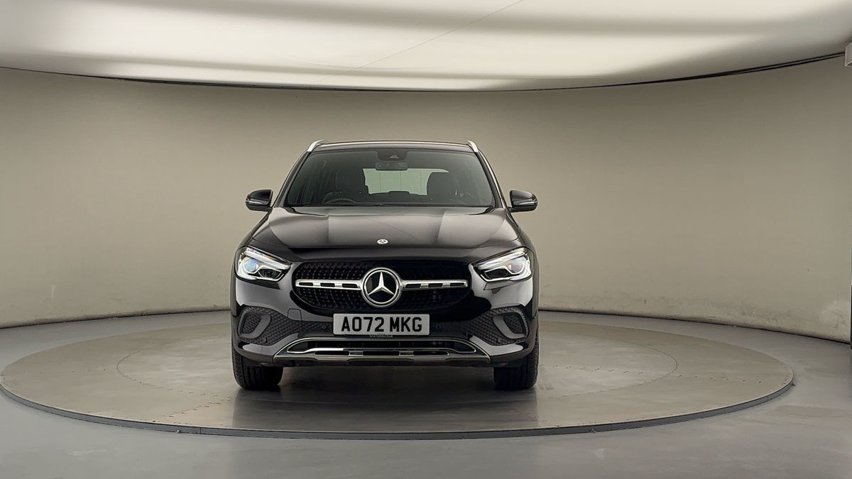 Mercedes-Benz GLA Image 3