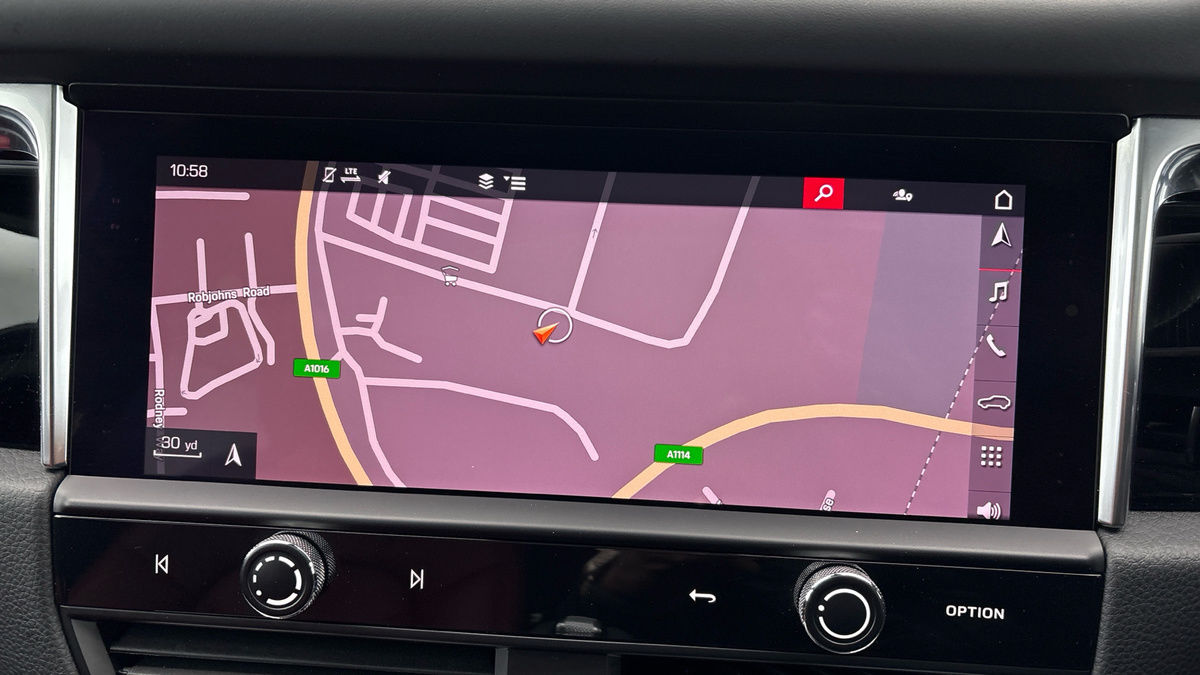 Porsche Macan Image 17